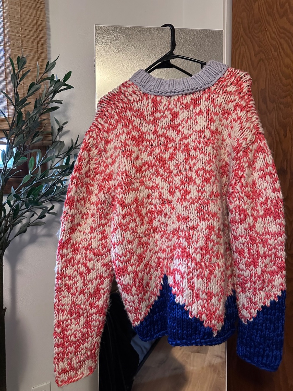 Burberry knit sweater - Picture 2 of 3